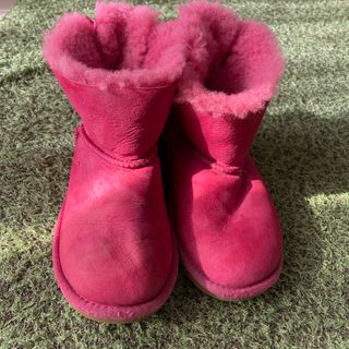 アグ(UGG)のUGG ムートンブーツ　リボン🎀(その他)