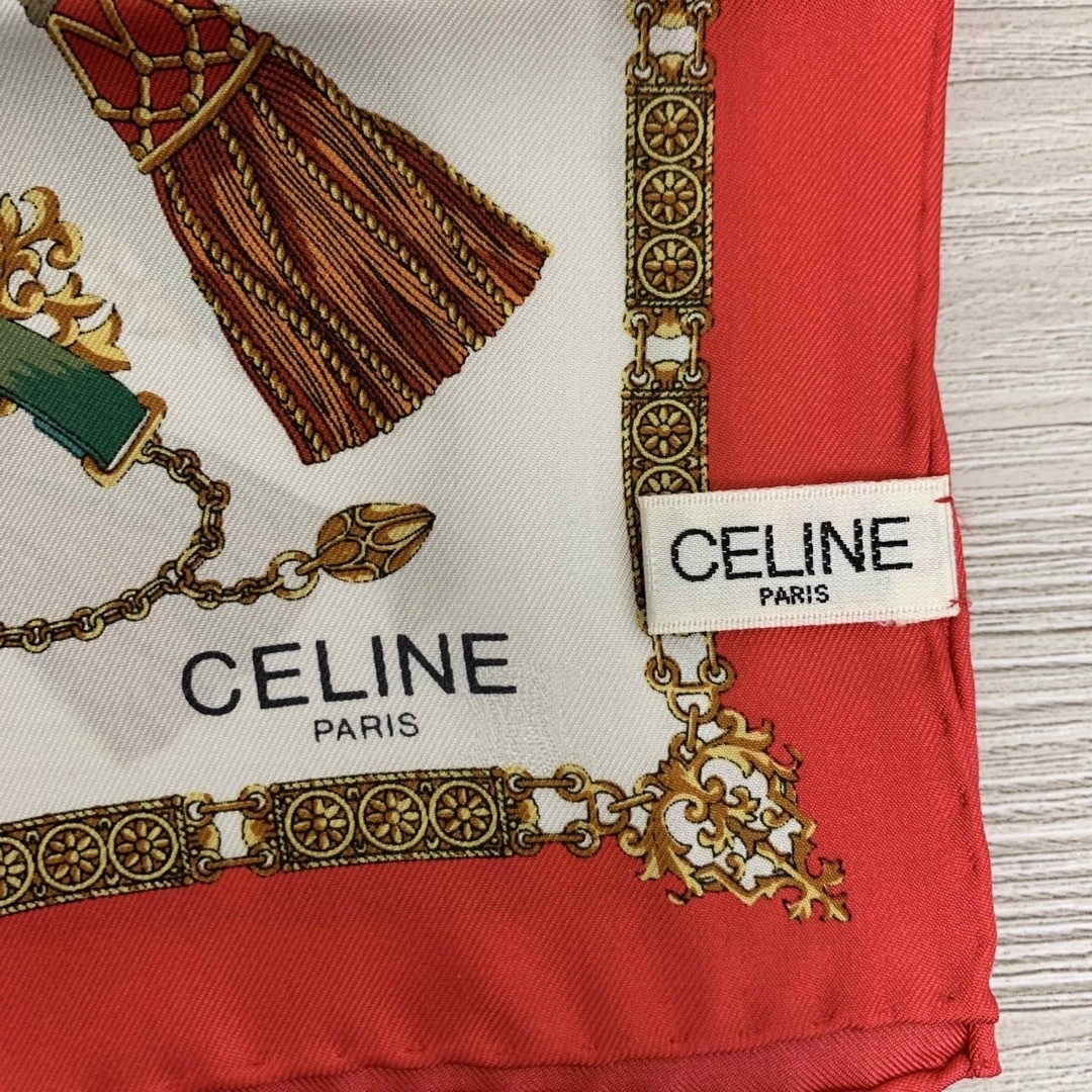 celine(セリーヌ)のCELINEセリーヌ　ヴィンテージ　ミニスカーフ レディースのファッション小物(バンダナ/スカーフ)の商品写真