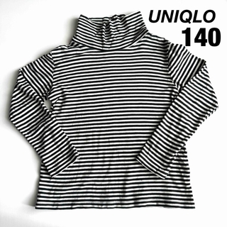 ユニクロ(UNIQLO)のUNIQLO ユニクロ ボーダー タートルネック 綿100% インナー 白黒(Tシャツ/カットソー)