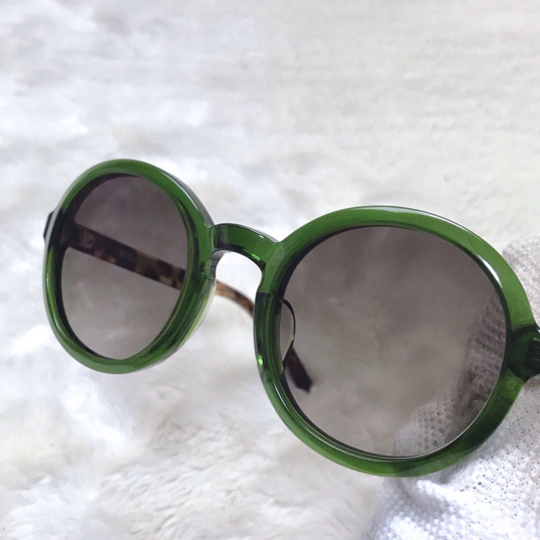 極美品 イエローズプラス サングラス 丸型 グリーン ゲイル ラウンド メガネ レディースのファッション小物(サングラス/メガネ)の商品写真