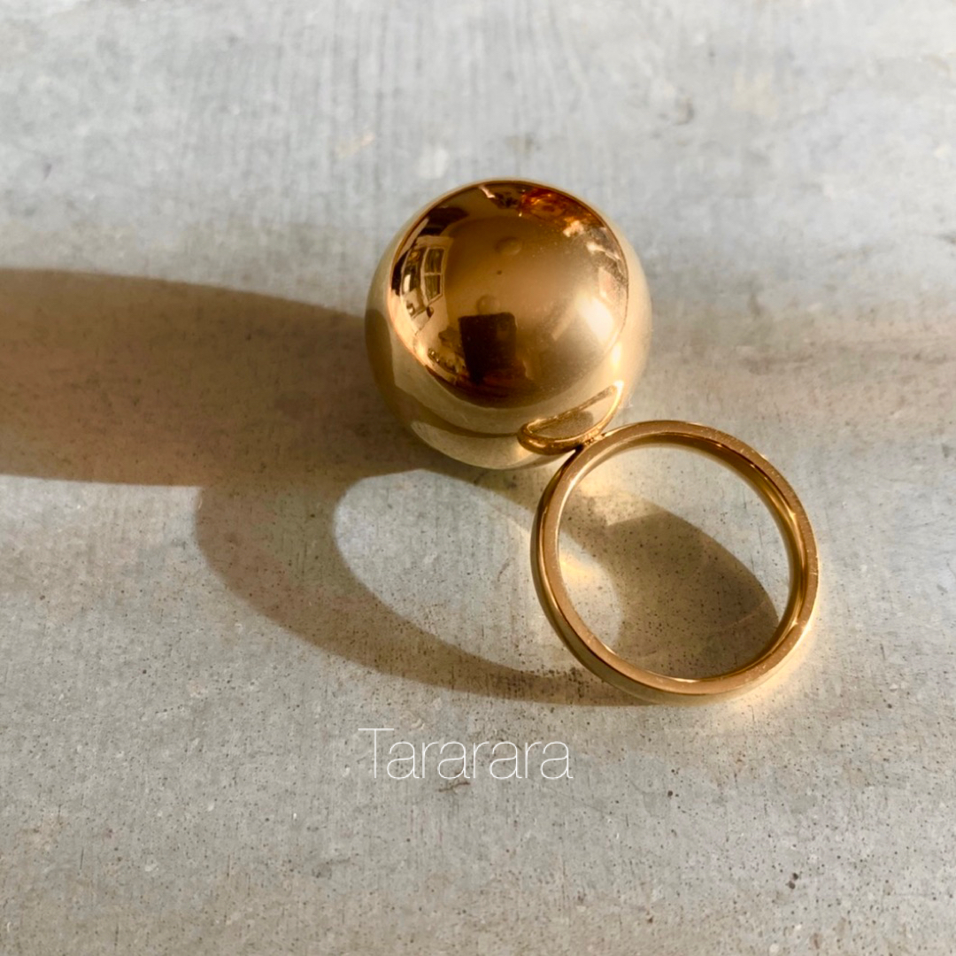 ●stainless bigball ring●金属アレルギー対応 レディースのアクセサリー(リング(指輪))の商品写真