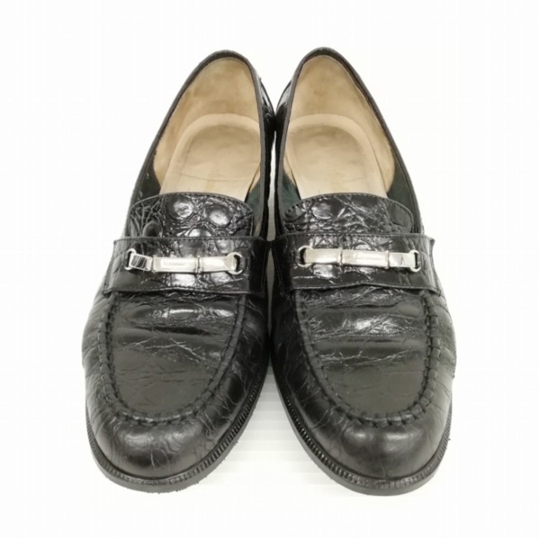 Salvatore Ferragamo(サルヴァトーレフェラガモ)のビット ローファー パンプス クロコ型押し ロゴシルバー金具 6 C ブラック レディースの靴/シューズ(ローファー/革靴)の商品写真
