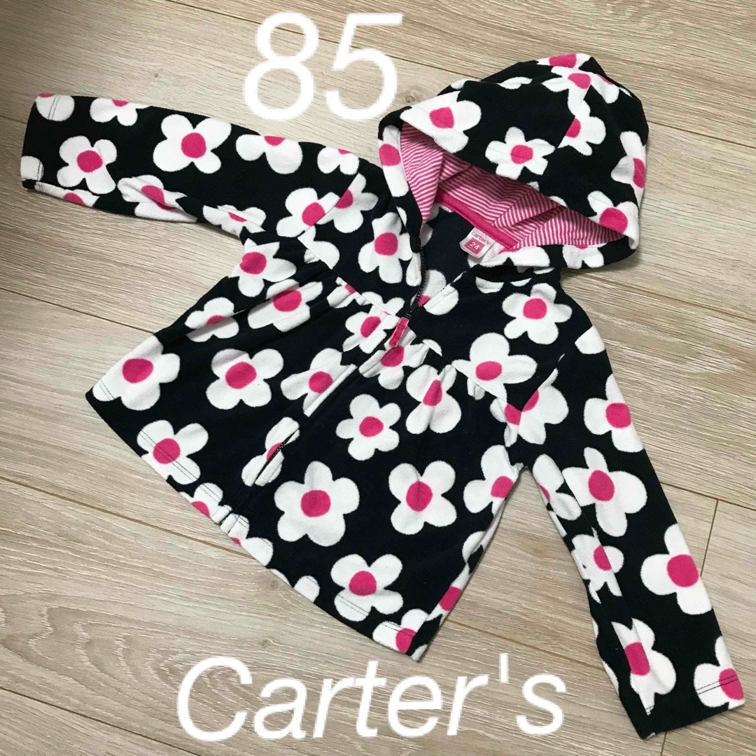 carter's(カーターズ)の値下げ！Carter's  女の子　ベビー　85  花模様　フード キッズ/ベビー/マタニティのベビー服(~85cm)(トレーナー)の商品写真