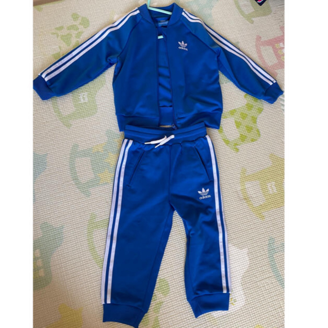 adidas(アディダス)のadidas アディダス　ジャージ　90cm キッズ/ベビー/マタニティのキッズ服男の子用(90cm~)(ジャケット/上着)の商品写真