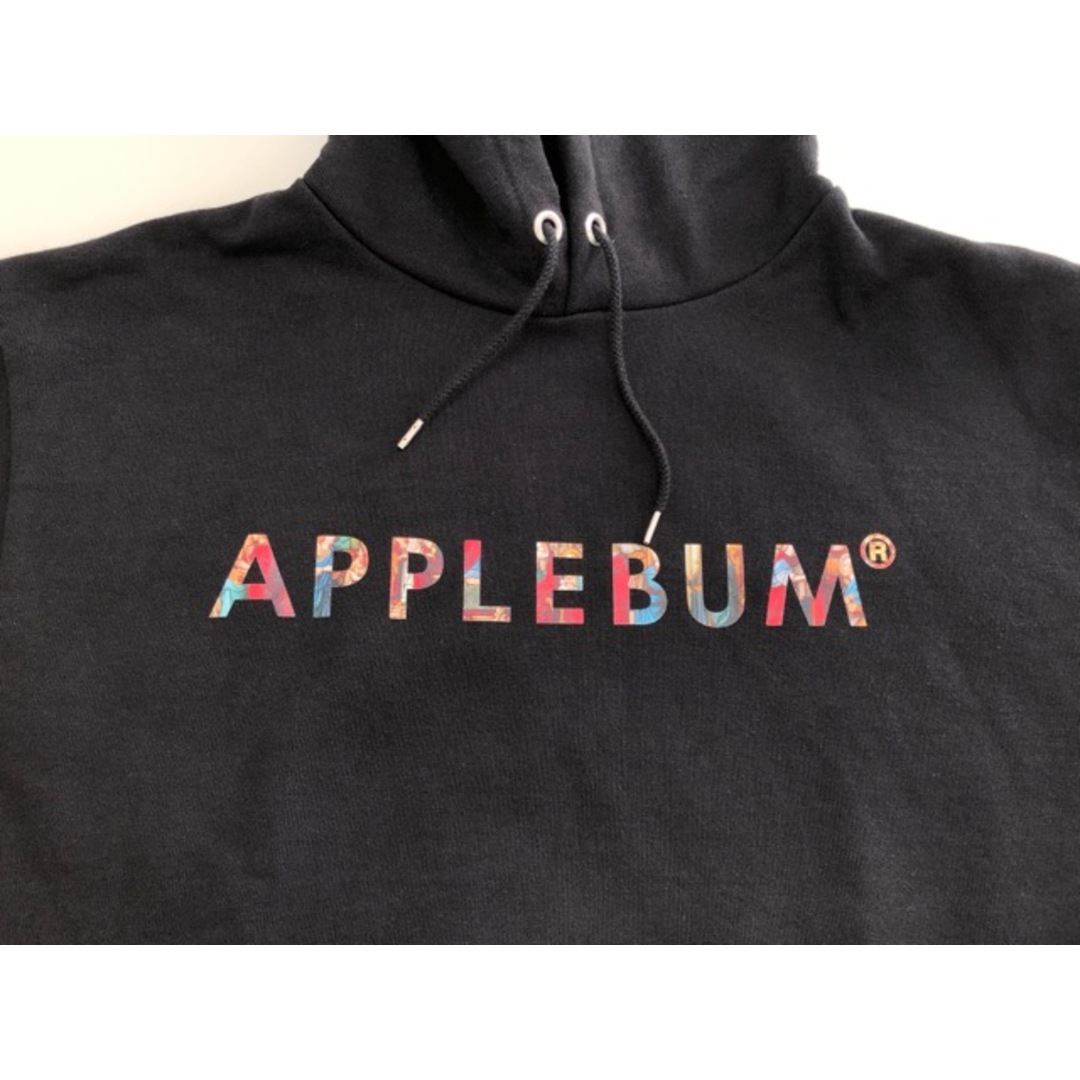 APPLEBUM(アップルバム)のAPPLEBUM（アップルバム）Stained Glass Logo Heavy Sweat Parka　プルオーバーパーカー【E2142-007】 メンズのトップス(パーカー)の商品写真