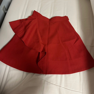 マーキュリーデュオ(MERCURYDUO)のマーキュリーデュオ ミニスカート 赤色 紅色 フレア 膝上(ミニスカート)