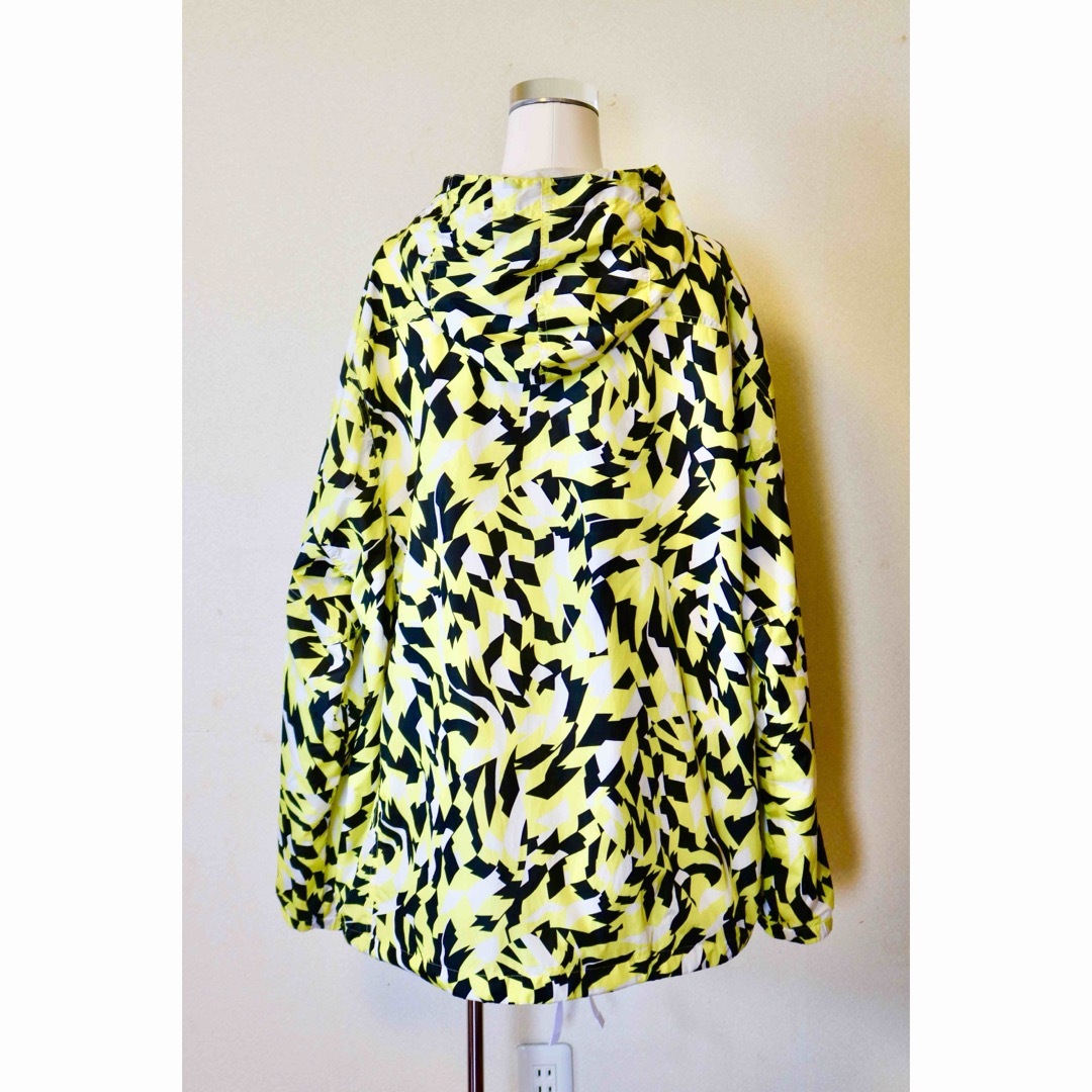 Marni(マルニ)のMarni 17ss 総柄ナイロンジャケット Yellow 46サイズ メンズのジャケット/アウター(ナイロンジャケット)の商品写真