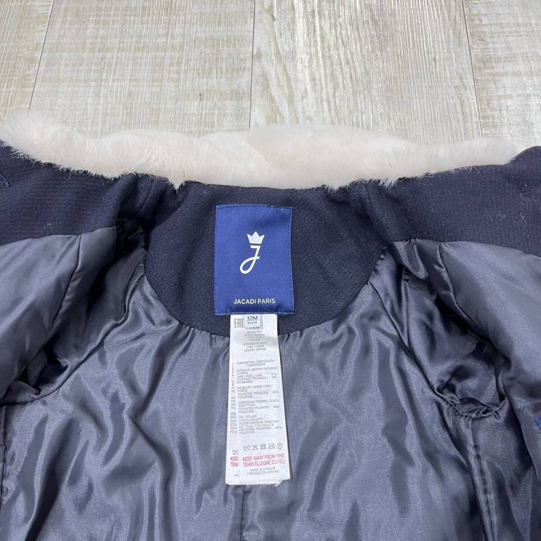 Jacadi(ジャカディ)のJACADI ウール ファー 襟付き Aライン コート 12m サイズ 80 キッズ/ベビー/マタニティのベビー服(~85cm)(ジャケット/コート)の商品写真