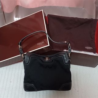 コーチ(COACH)のCOACH ハンドバッグ シグネチャー 黒 中古(ハンドバッグ)