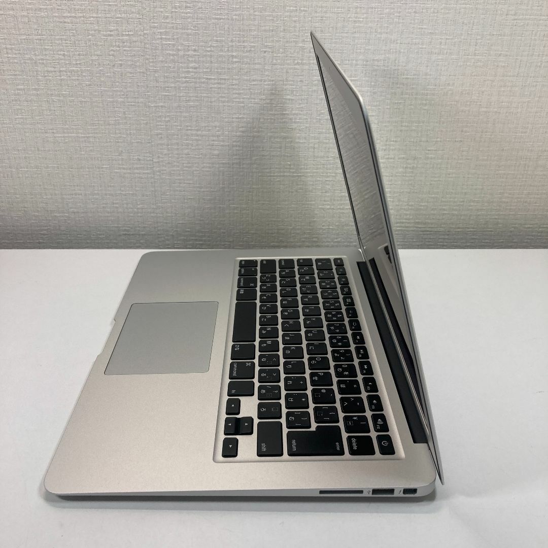 Apple(アップル)のApple MacBook Air Core i7 ノートパソコン （P32） スマホ/家電/カメラのPC/タブレット(ノートPC)の商品写真