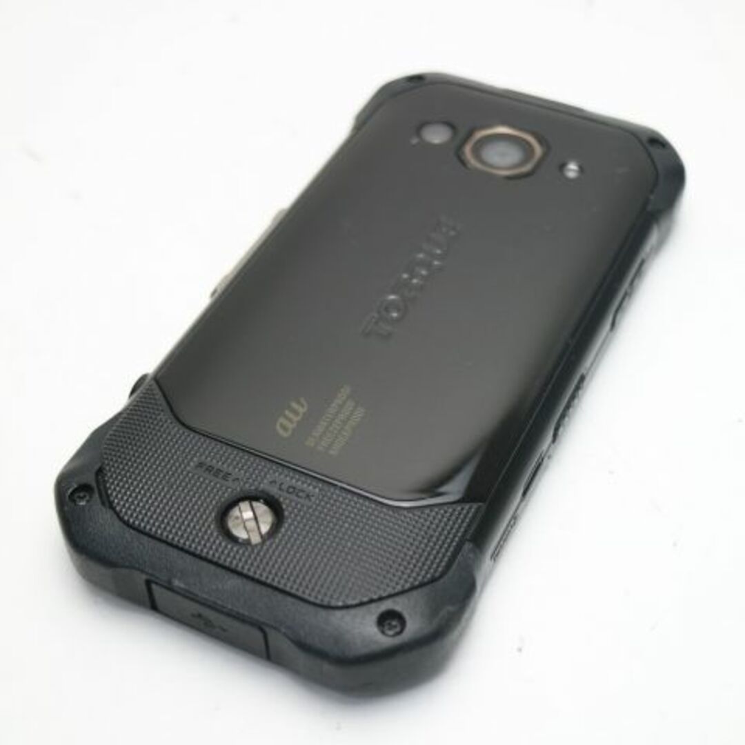 京セラ(キョウセラ)のau TORQUE G03 ブラック 白ロム M444 スマホ/家電/カメラのスマートフォン/携帯電話(スマートフォン本体)の商品写真