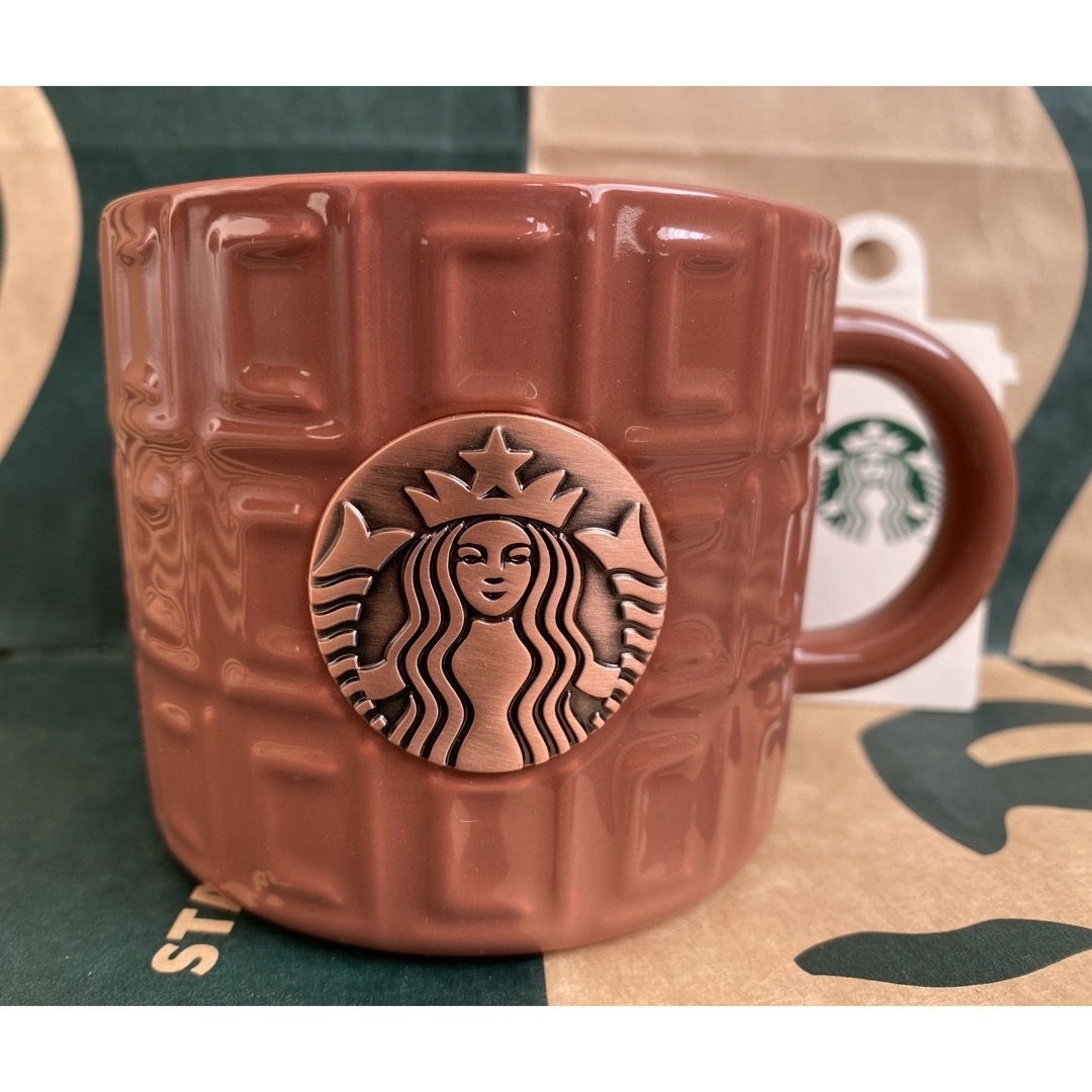 Starbucks Coffee(スターバックスコーヒー)のスターバックス　バレンタイン2024マグチョコレートバー296ml スタバ インテリア/住まい/日用品のキッチン/食器(グラス/カップ)の商品写真