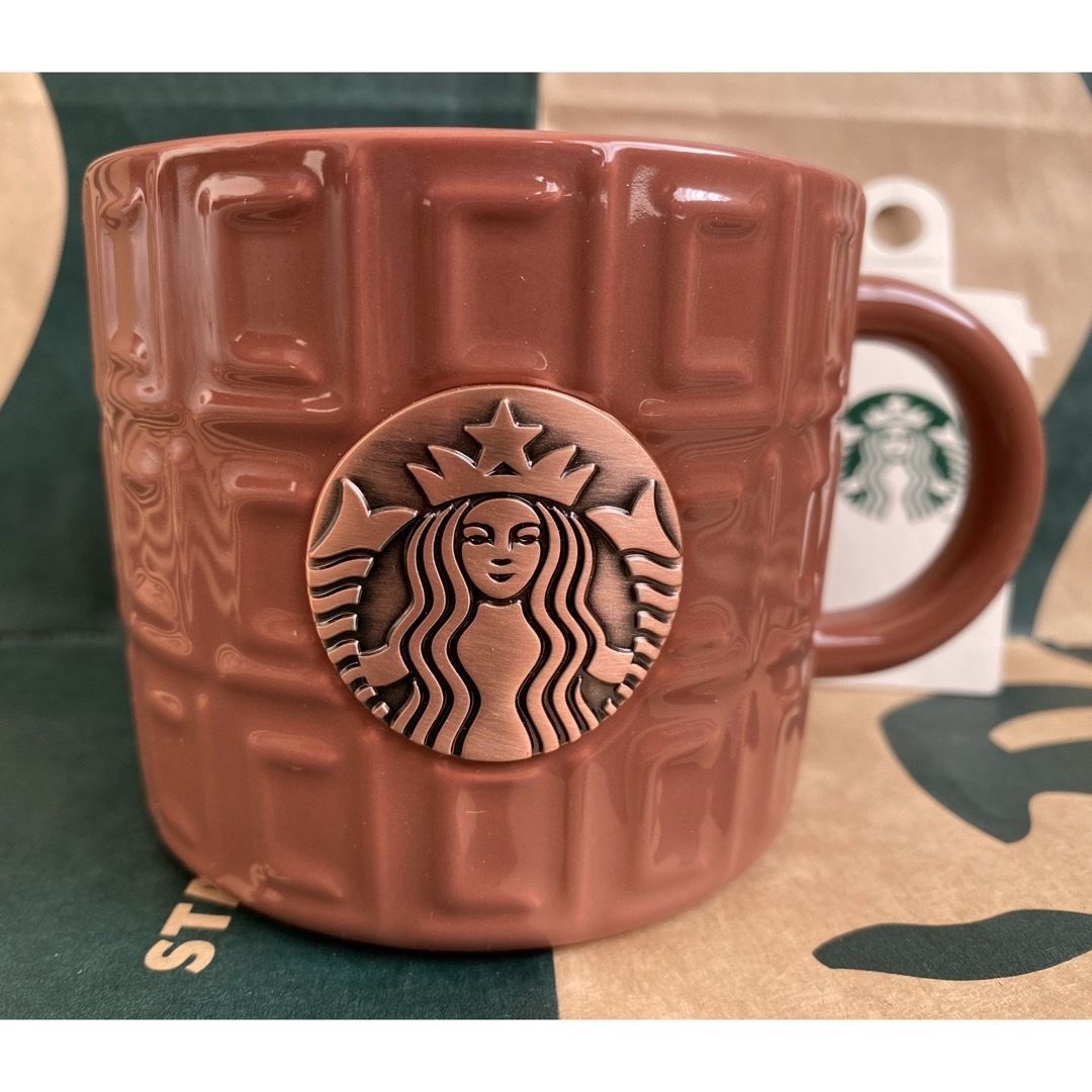 Starbucks Coffee(スターバックスコーヒー)のスターバックス　バレンタイン2024マグチョコレートバー296ml スタバ インテリア/住まい/日用品のキッチン/食器(グラス/カップ)の商品写真