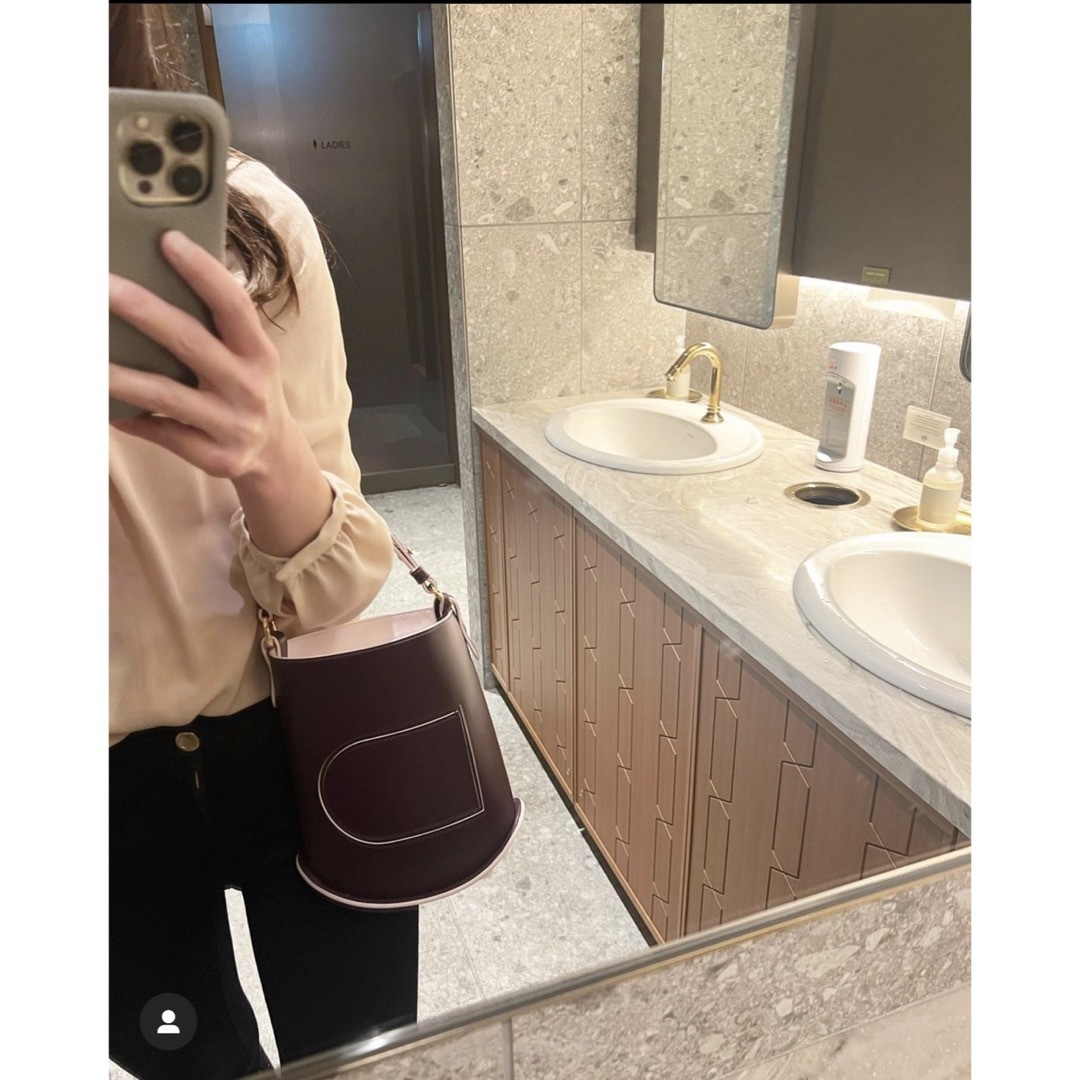 DELVAUX - DELVAUX ハンドバッグ Pin Mini Bucket ピン ミニ の DELVAUX - DELVAUX ハンドバッグ Pin Mini Bucket ピン ミニ の