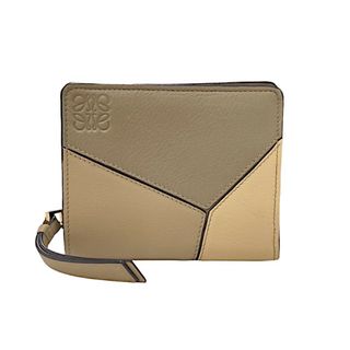 ロエベ(LOEWE)の　ロエベ LOEWE パズルコンパクトジップウォレット C510Z41X01 クレイグリーン カーフスキン レディース 二つ折り財布(財布)