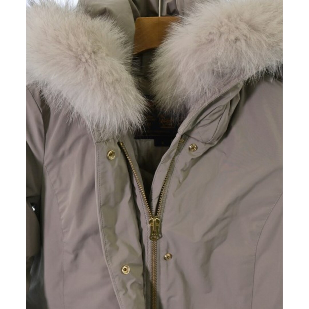 WOOLRICH(ウールリッチ)のWOOLRICH ウールリッチ ダウンコート S グレー 【古着】【中古】 レディースのジャケット/アウター(ダウンコート)の商品写真