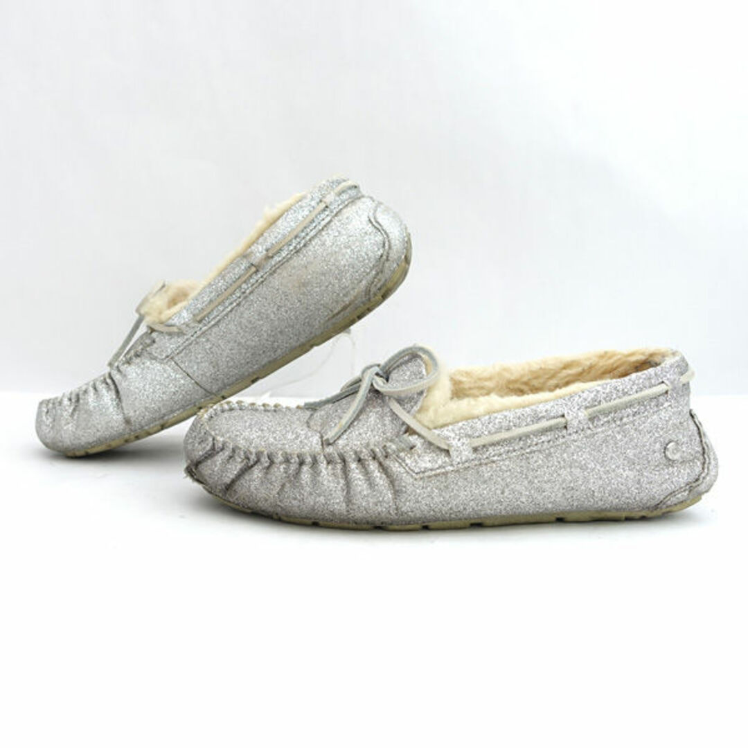 UGG - UGG / アグ ◇モカシン/ダコタ スパークル//シルバー UGG - UGG / アグ ◇モカシン/ダコタ スパークル//シルバー