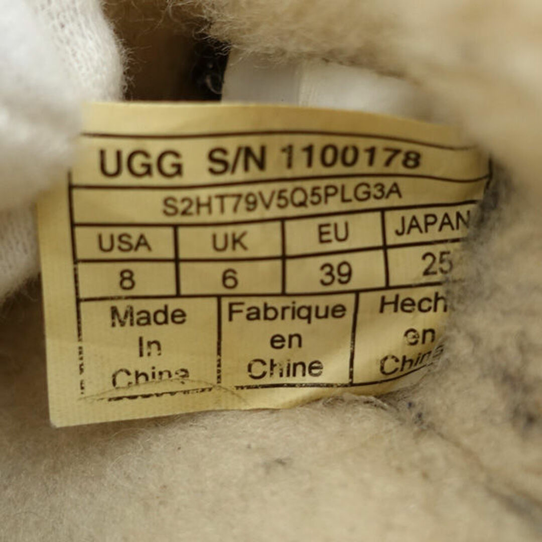 UGG(アグ)のUGG / アグ ◆モカシン/ダコタ スパークル//シルバーカラー/25cm 1100178 【レディース/ガールズ/LADY/女性/婦人】【靴/クツ/シューズ/SHOES】 レディースファッション【中古】 [0220478403] レディースの靴/シューズ(スリッポン/モカシン)の商品写真