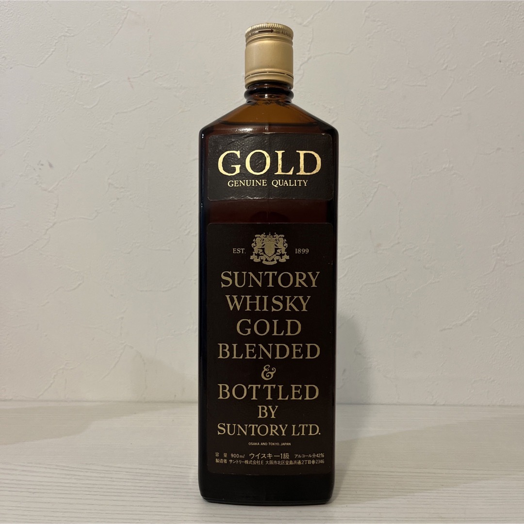 サントリー(サントリー)のサントリー１級　GOLD BLENDED（900ml）古酒　ゴールド　終売品 食品/飲料/酒の酒(ウイスキー)の商品写真