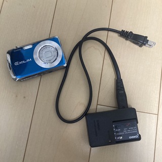 カシオ(CASIO)のCASIO デジタルカメラ EX-Z1(コンパクトデジタルカメラ)