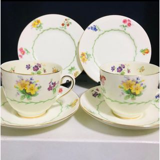 ロイヤルドルトン(Royal Doulton)のロイヤルドルトン　アンティーク　イエロー　モーニングカップ(食器)