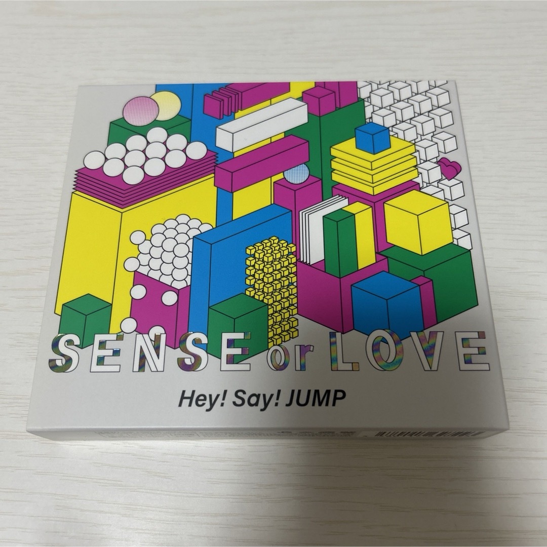 Hey! Say! JUMP(ヘイセイジャンプ)のSENSE　or　LOVE（初回限定盤） エンタメ/ホビーのCD(ポップス/ロック(邦楽))の商品写真