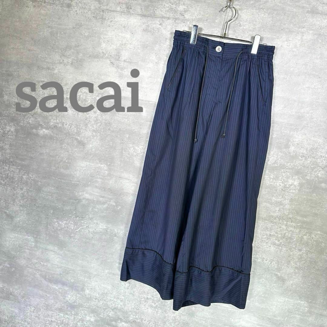 sacai(サカイ)の『sacai』  サカイ (1) ストライプ ワイドパンツ / ネイビー レディースのパンツ(カジュアルパンツ)の商品写真