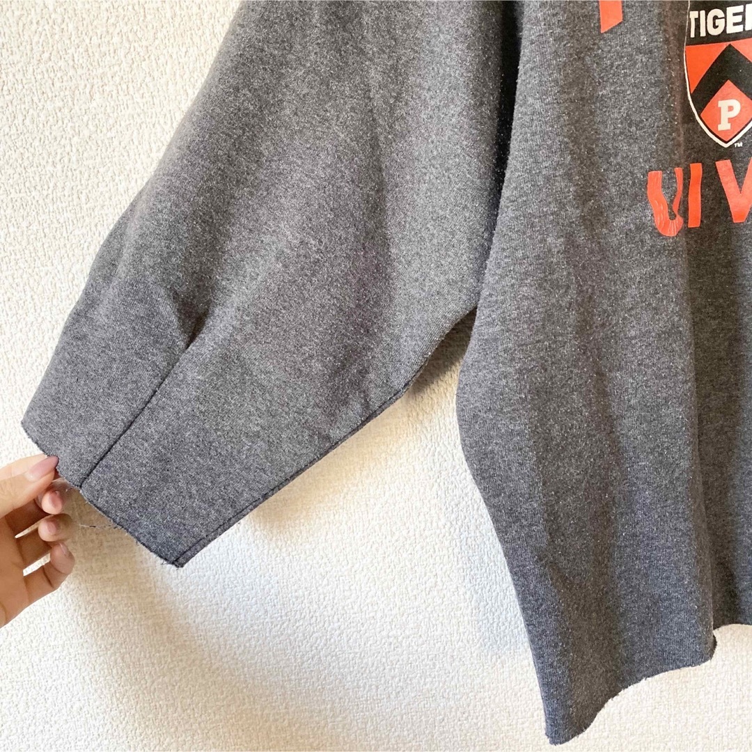 MAISON EUREKA(メゾンエウレカ)のMAISON EUREKA Vintage Rework Sweat グレー レディースのトップス(トレーナー/スウェット)の商品写真