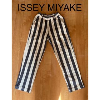 イッセイミヤケ(ISSEY MIYAKE)のISSEY MIYAKE イッセイミヤケパンツ黒白(カジュアルパンツ)