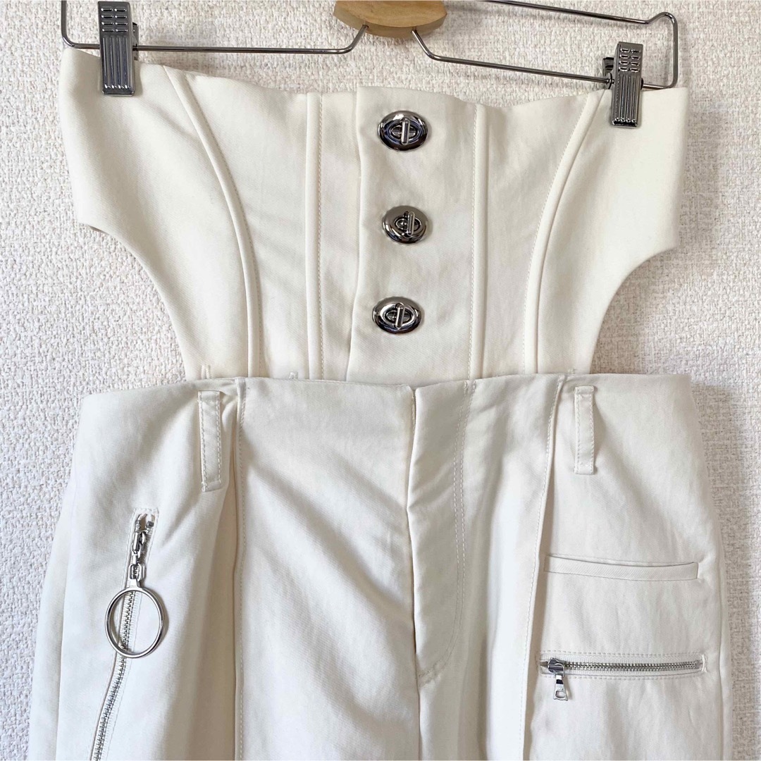 MAISON SPECIAL(メゾンスペシャル)のPRANK PROJECT Two-way Corset Pants ホワイト レディースのパンツ(カジュアルパンツ)の商品写真