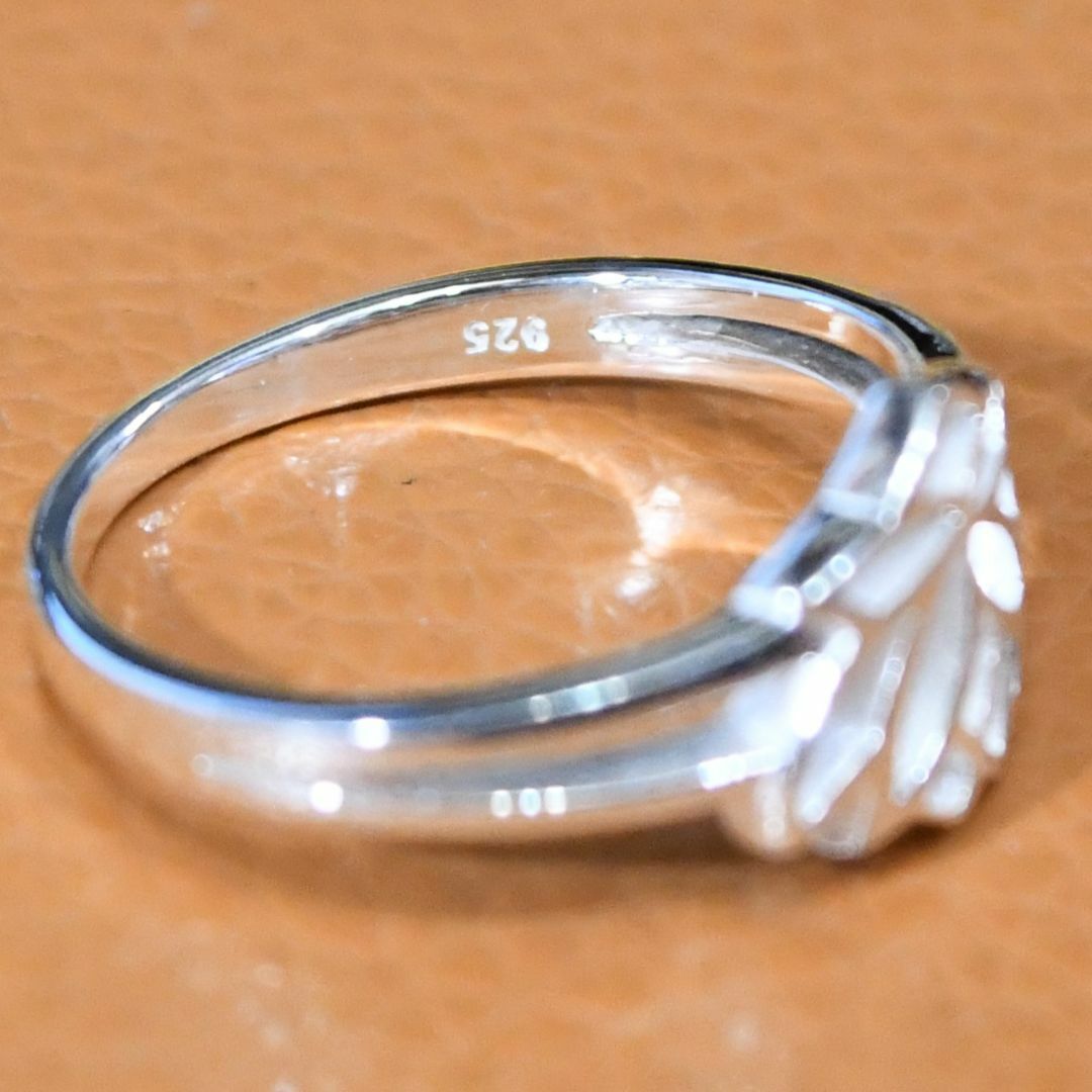 SR2433 指輪シルバー925刻リング 13.5号 蓮　ロータス　はす　仏教　 レディースのアクセサリー(リング(指輪))の商品写真