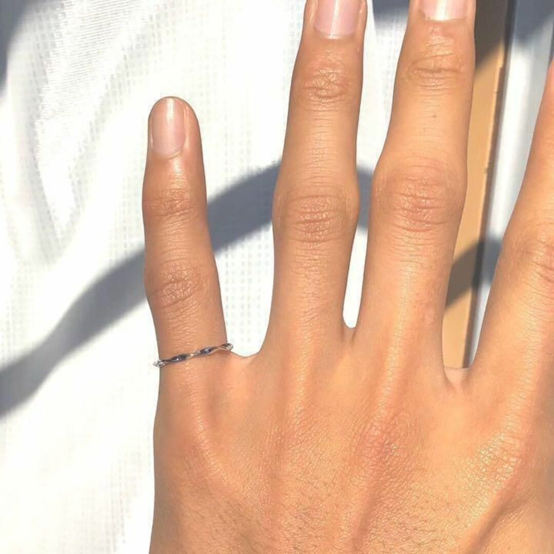 ツイストリング　silver925　指輪　オープン　メンズ　レディース　男女兼用 メンズのアクセサリー(リング(指輪))の商品写真