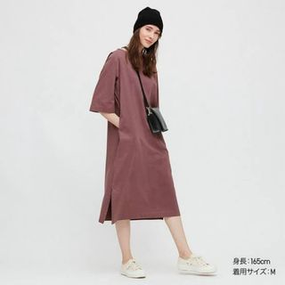 ユニクロ(UNIQLO)のマーセライズコットンボートネックワンピース（7分袖）パープル(ロングワンピース/マキシワンピース)