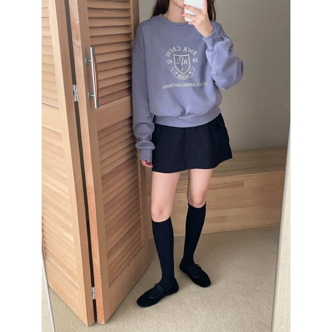 dholic(ディーホリック)の韓国　ロゴスウェット　春服　カジュアル　ガーリー　シンプル　レディース　服　 レディースのトップス(トレーナー/スウェット)の商品写真