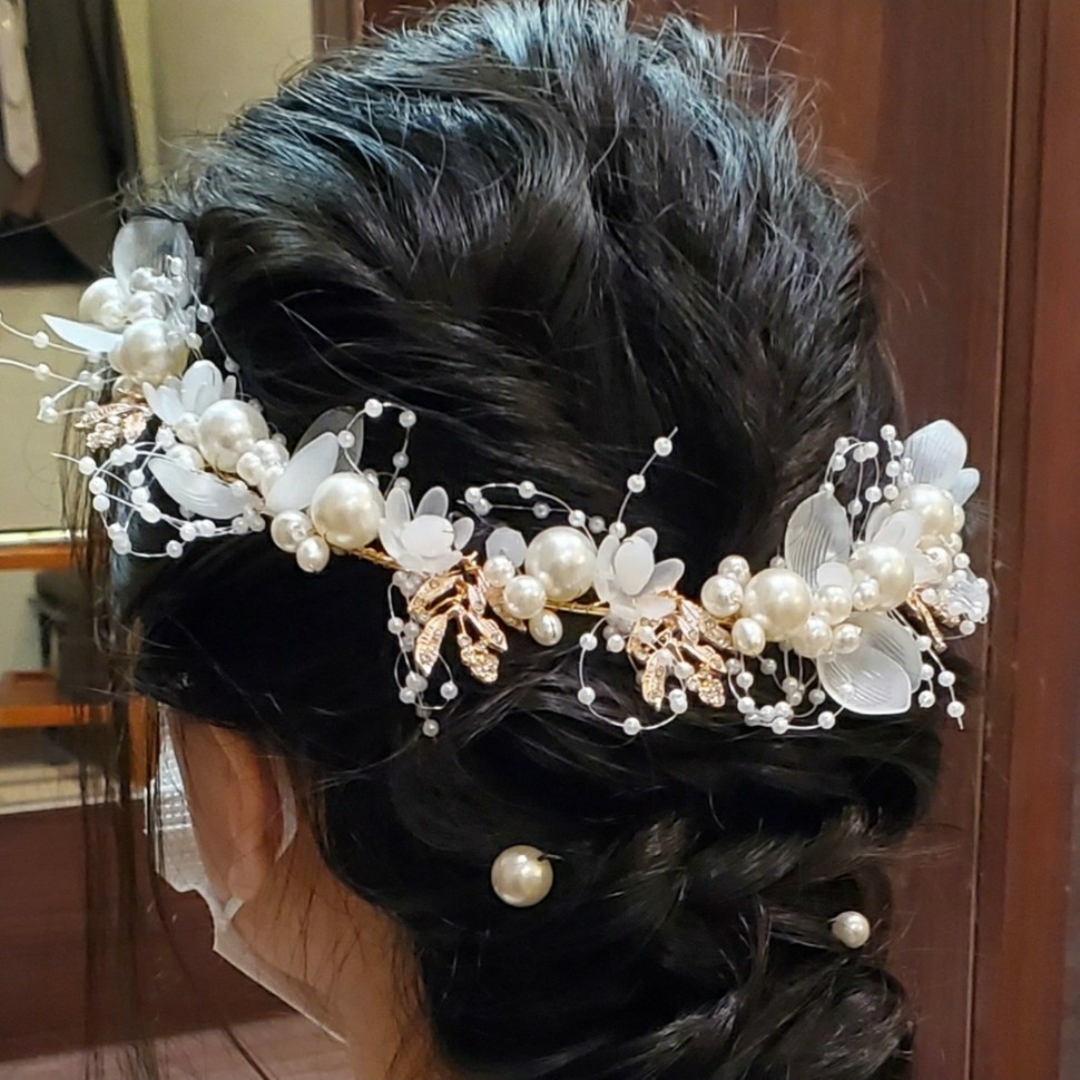 花冠　結婚式　ヘアアクセサリー　カチューシャ　ヘアバンド レディースのヘアアクセサリー(カチューシャ)の商品写真