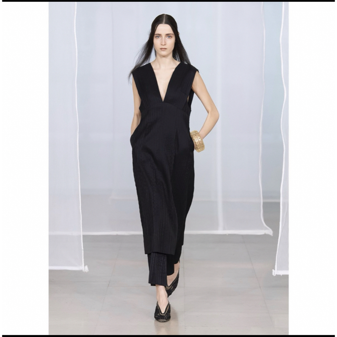 mame - mame Ribbon V neck Stripe Dressの通販 by mame - mame Ribbon V neck Stripe Dressの通販 by