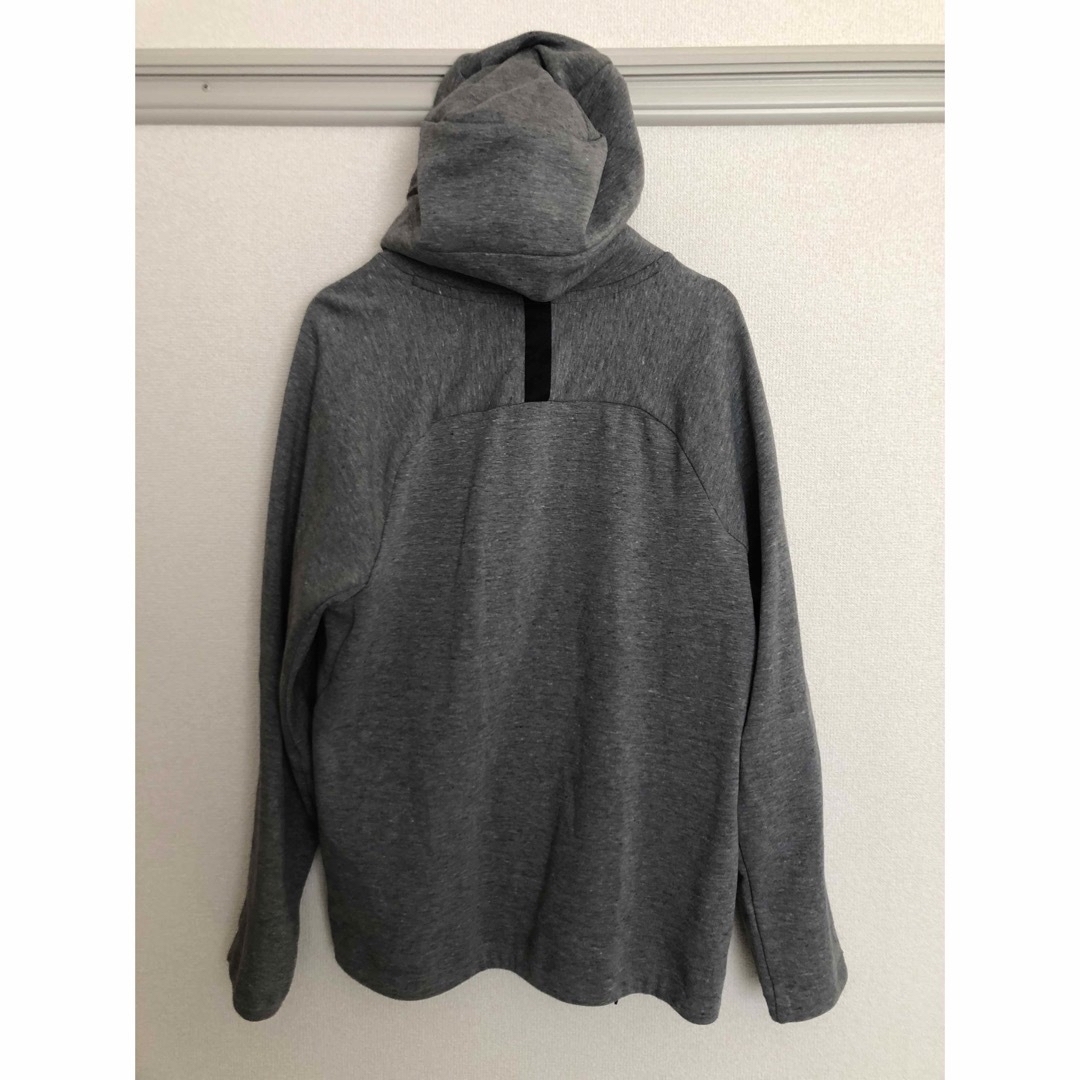 NIKE(ナイキ)のNIKE TECH FLEECE FUNNEL PULLOVER M メンズのトップス(パーカー)の商品写真