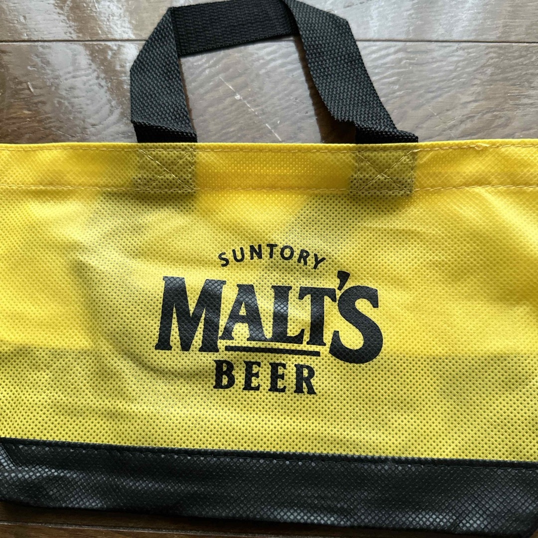 サントリー(サントリー)のSUNTORY MALT'S BEER不織布トートバッグ新品未使用3つです  レディースのバッグ(トートバッグ)の商品写真