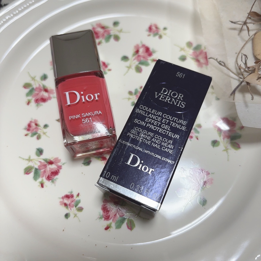 Dior(ディオール)のDior ヴェルニ 388 561 コスメ/美容のネイル(マニキュア)の商品写真