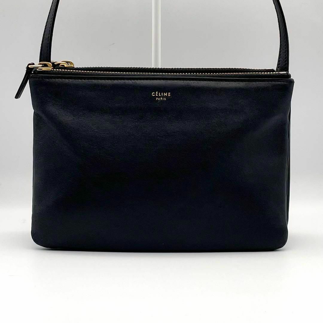 celine(セリーヌ)の【極美品】CELINE セリーヌ　トリオ　スモール　ショルダーバッグ  黒 レディースのバッグ(ショルダーバッグ)の商品写真