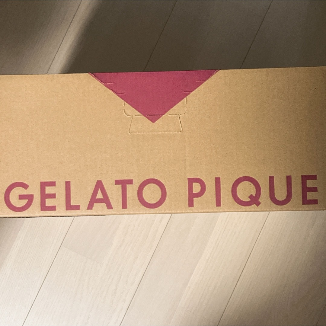 gelato pique(ジェラートピケ)の【新品】 ジェラートピケ 福袋 2024 B レディース グレー ジェラピケ レディースのルームウェア/パジャマ(ルームウェア)の商品写真