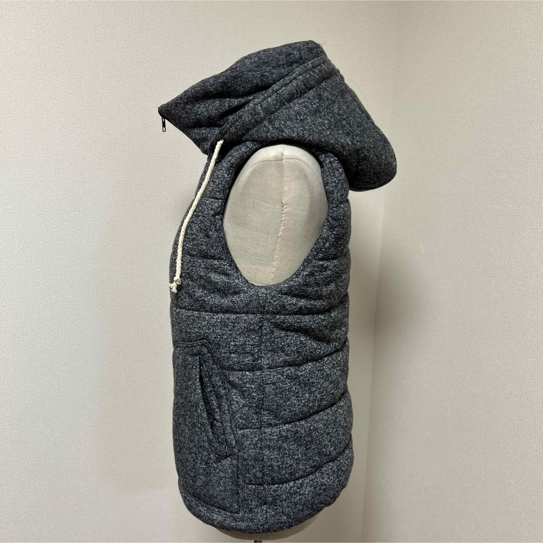 ツイード　柔らか生地　中綿　ベスト レディースのジャケット/アウター(ダウンベスト)の商品写真