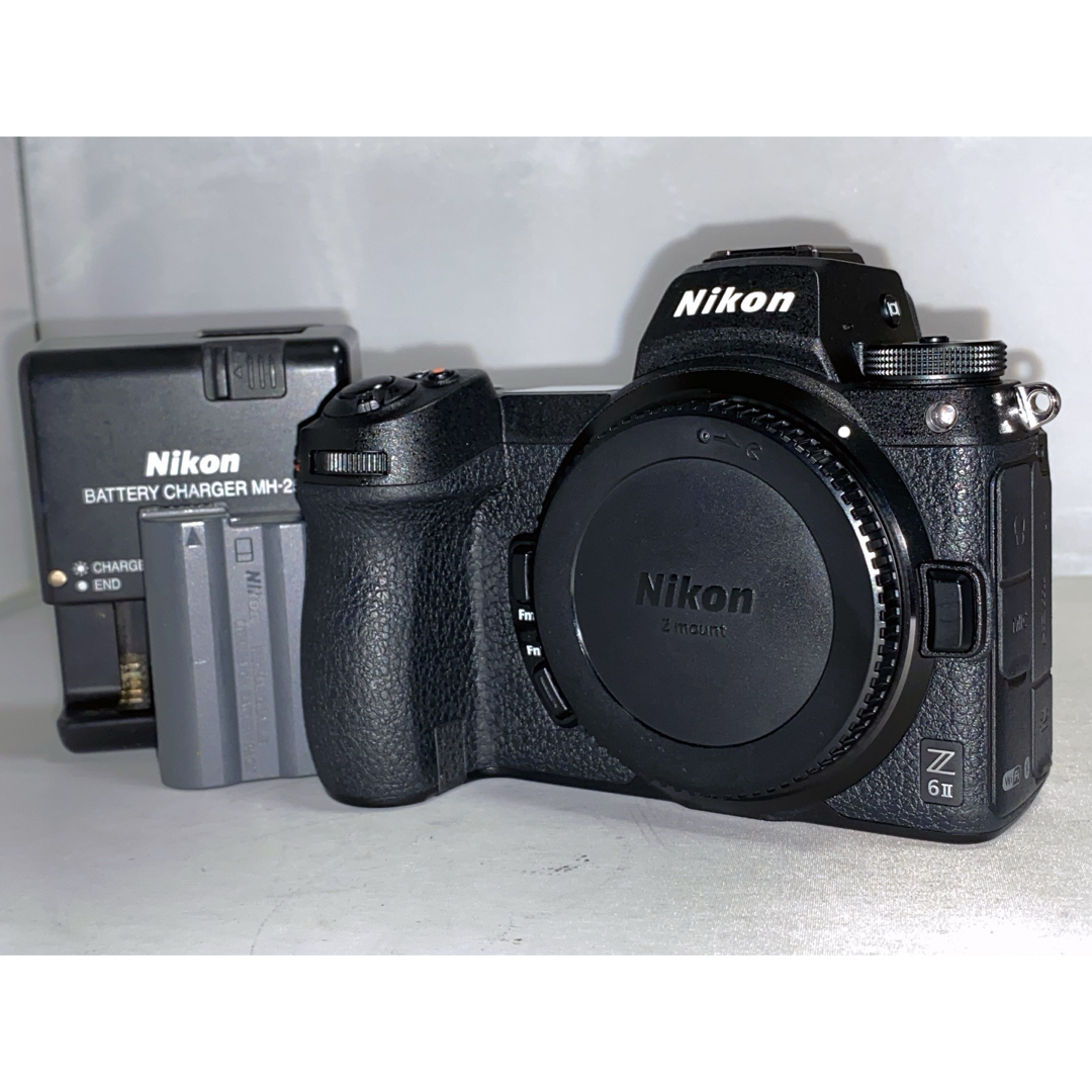 Nikon(ニコン)の【良品】Nikon Z6Ⅱ z6ii ボディ 本体 スマホ/家電/カメラのカメラ(デジタル一眼)の商品写真