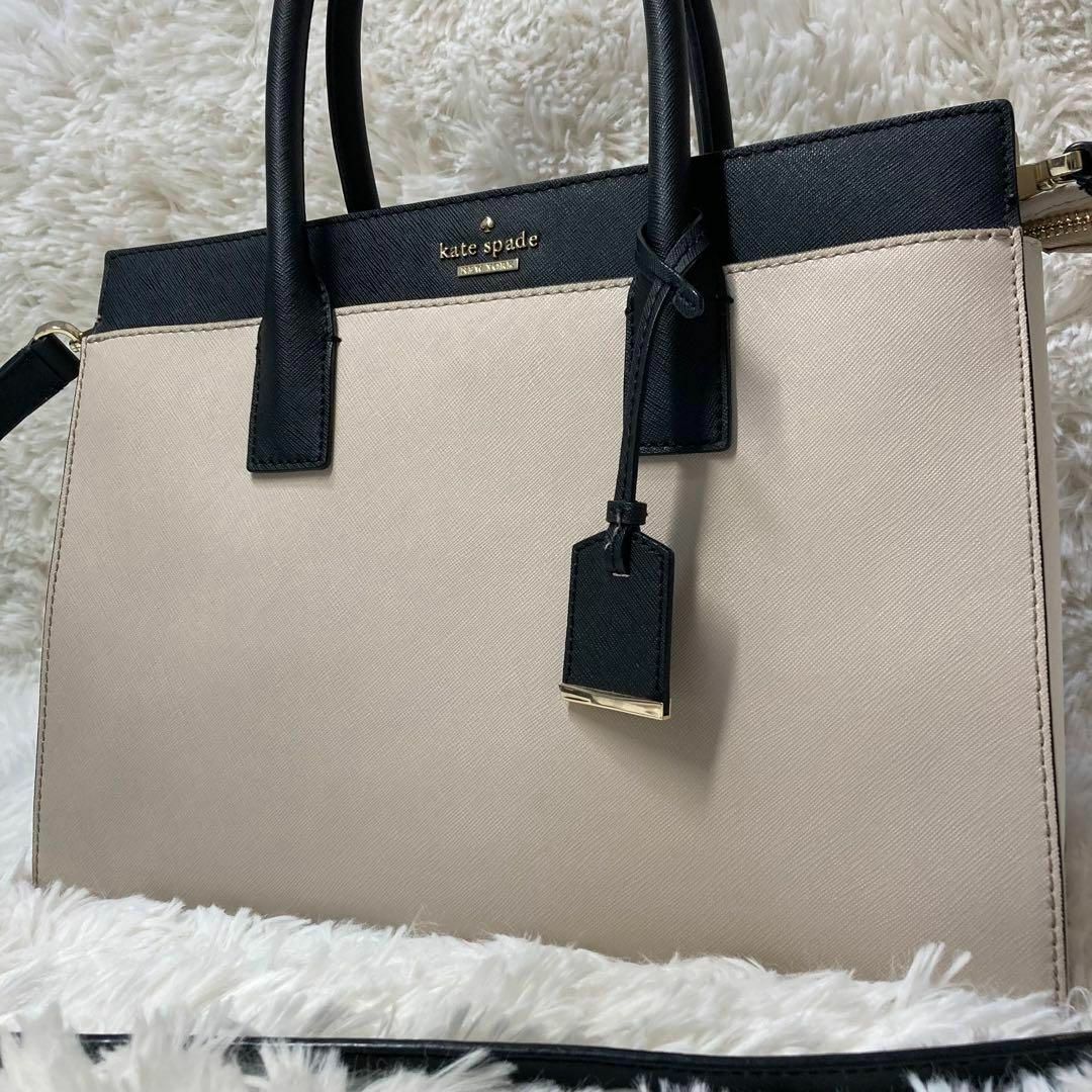 kate spade new york(ケイトスペードニューヨーク)の美品✨ ケイトスペード キャメロンストリート 2way レザー　ベージュ　保証書 レディースのバッグ(ショルダーバッグ)の商品写真