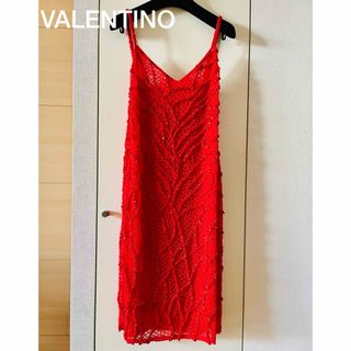 ヴァレンティノ(VALENTINO)の美品VALENTINO 膝丈ドレス シルク×総ビーズ NY9000$(ミディアムドレス)