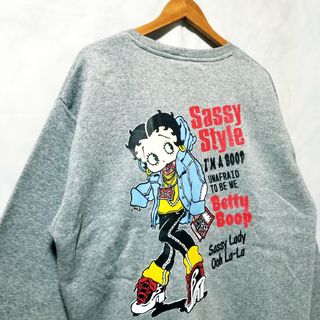 ベティブープ(Betty Boop)のBettyBoop（ベティブープ）新品　裏起毛　トレーナー　4L　グレー　ベティ(スウェット)