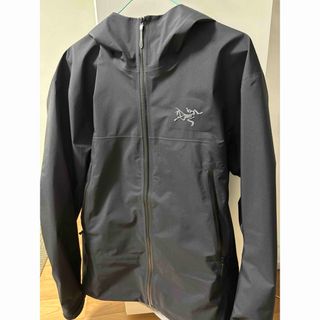 アークテリクス(ARC'TERYX)のアークテリクス ベータ ジャケット　M 新品(マウンテンパーカー)