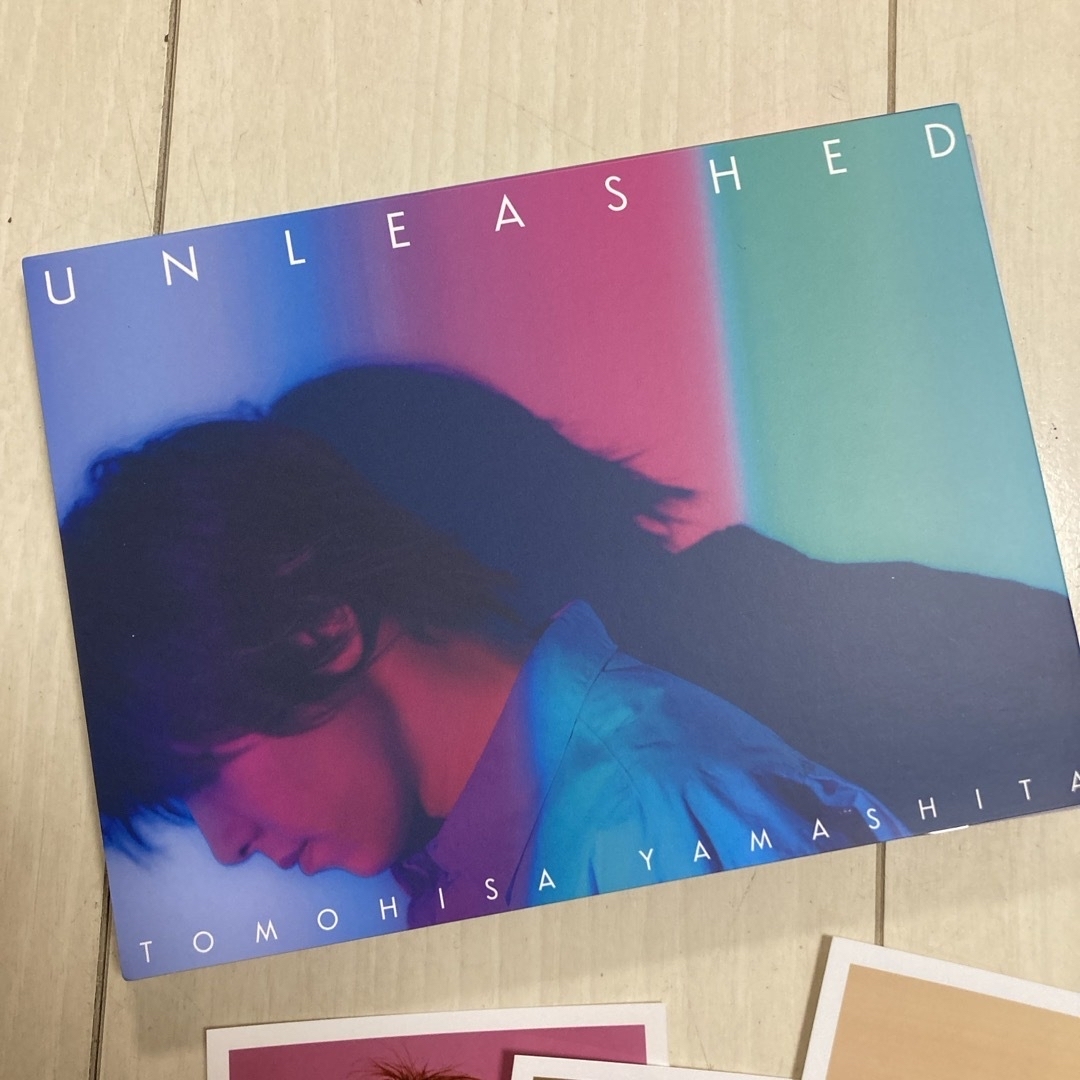 山下智久(ヤマシタトモヒサ)の山下智久 UNLEASHED（初回限定LOVE盤）　公式写真　青春アミーゴ エンタメ/ホビーのCD(ポップス/ロック(邦楽))の商品写真