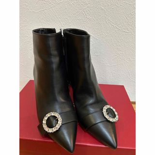 JIMMY CHOO - 美品　ジミーチュウ　ビジューショートブーツ