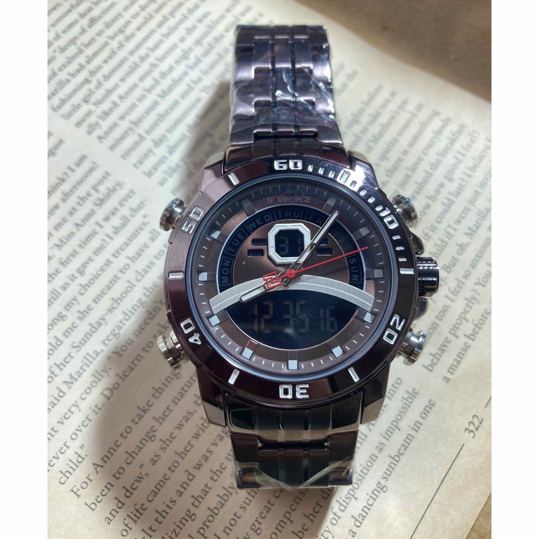 NAVIFORCE 日本未発売モデルのウォッチ メンズの時計(腕時計(アナログ))の商品写真